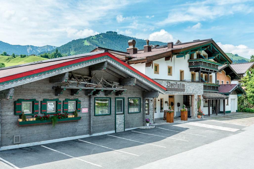 Pension Restaurant Dorfalm Leogang Luaran gambar